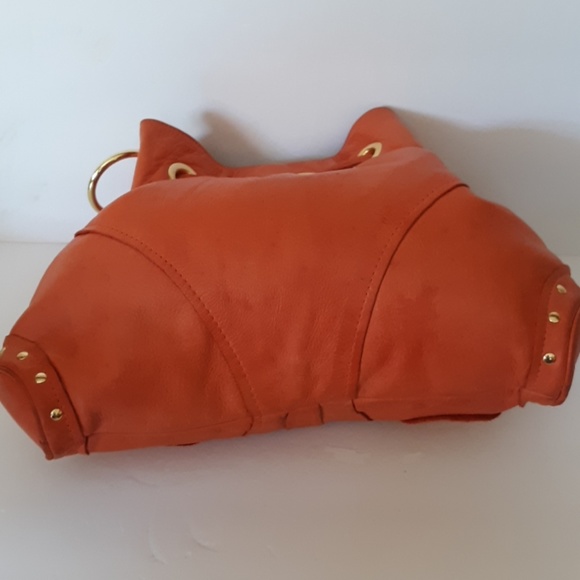 BULGA 😁50 % OFF LEATHER CORAL SHOULDER BAG - Picture 2 of 8